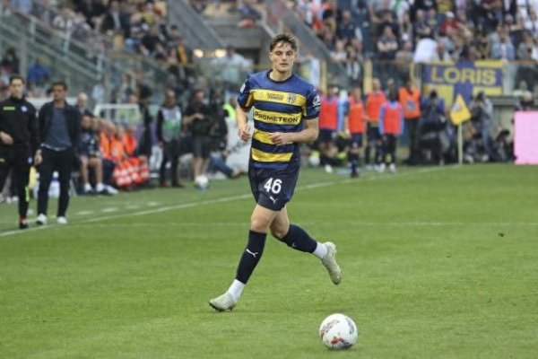 Leoni: Kỳ thi tốt nghiệp trung học khó hơn chơi bóng đá. Báo cáo phương tiện truyền thông không gây 