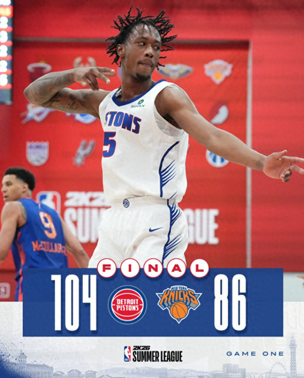 Đôi mắt chết của Hà Lan Xialian! Hai người đã dunk lên và đánh vào ngực của họ, và phép chiếu 28+11 